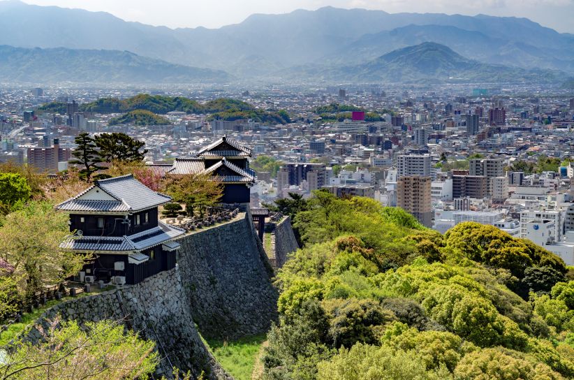 【体験談】松山のおすすめデリヘル3店舗を厳選紹介｜風俗店特集｜駅ログ